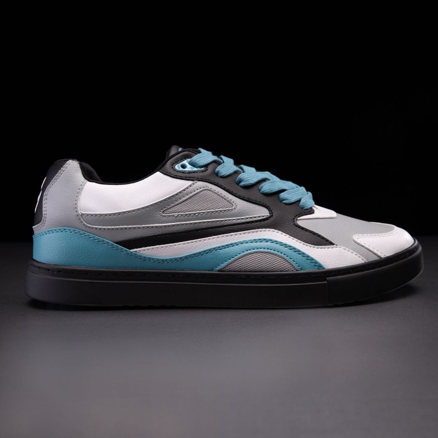 Fuego dansesko modell Low-Top BDash