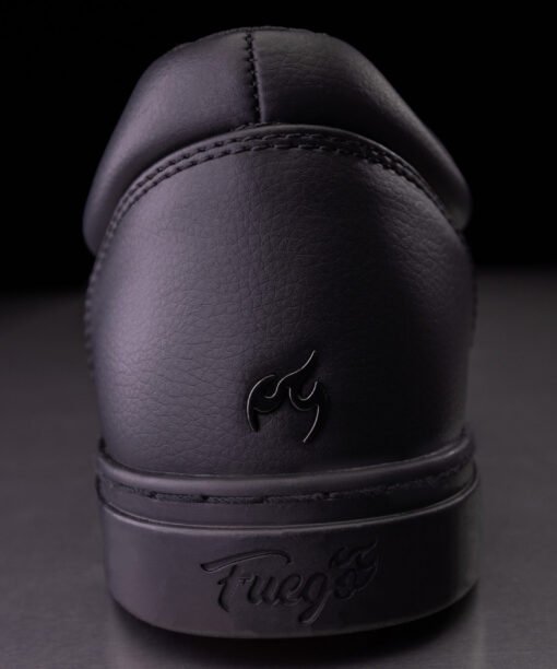 Fuego dansesko modell AllBlack Low-Top