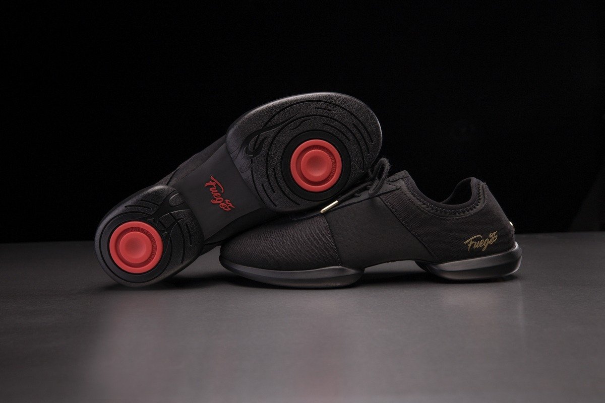 SS-ABLK: Fuego Split Sole unisex dance sneaker - AllBlack